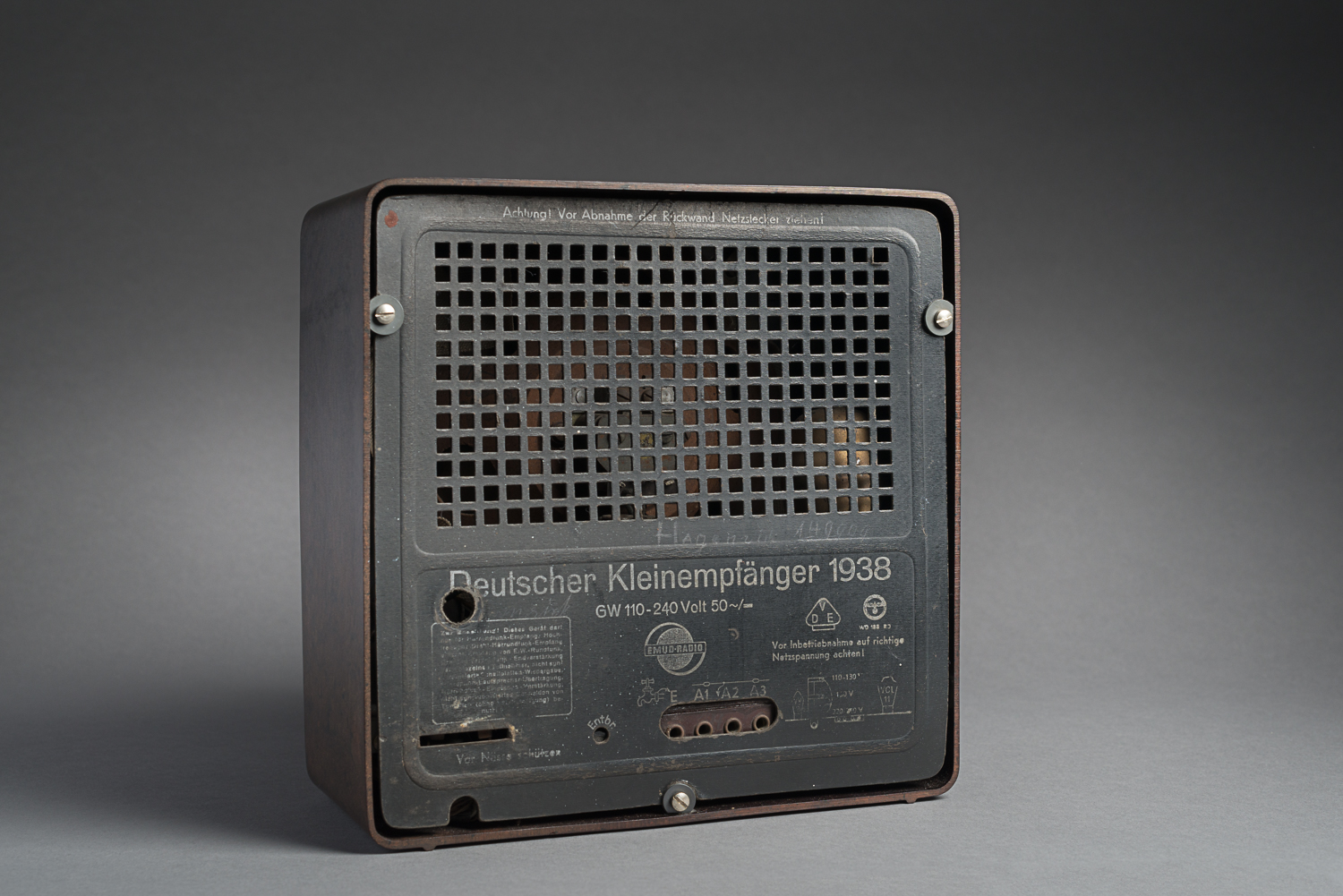 Made of bakelite plastic, it is a miniature of the VE301 radio, also known as the Volksempfänger or “People’s radio”. (Photo: Peter Berra)