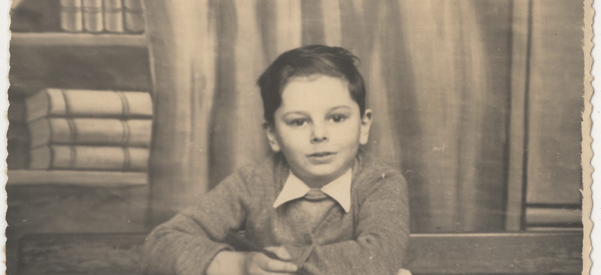 Marcel Ténenbaum, survivant de l'Holocauste. en première année à l’école primaire de Schaerbeek, à Bruxelles, en 1942.
