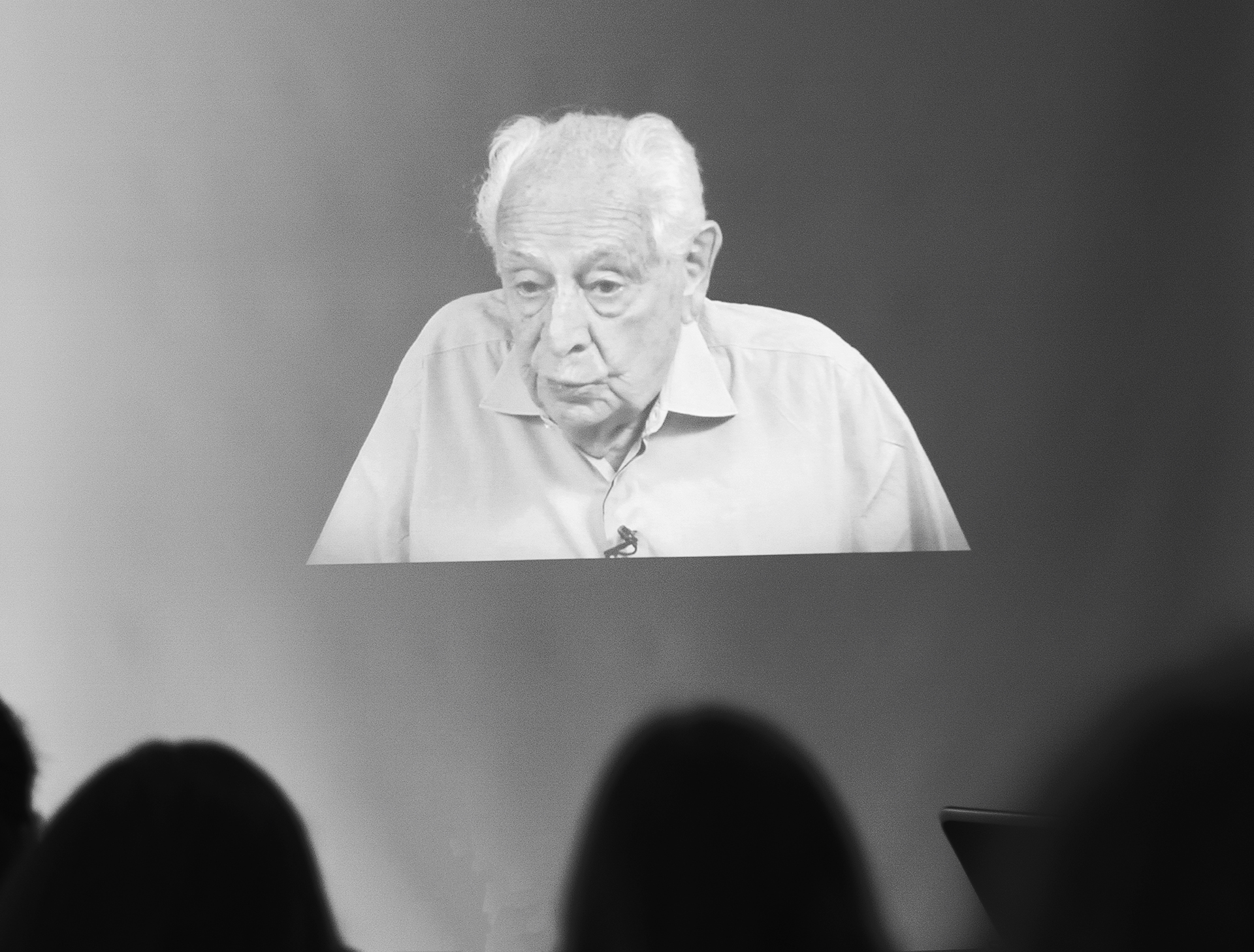 
Students learn about the history of the Holocaust by listening to the testimony of Walter Absil.